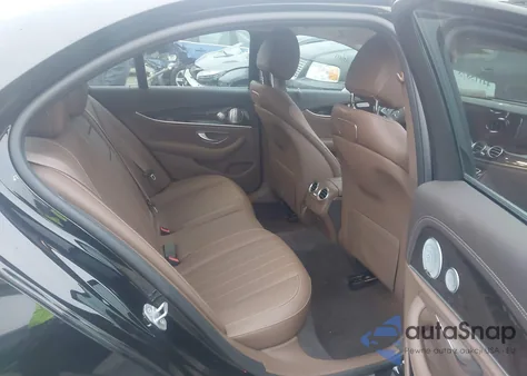 2018 Mercedes-Benz E 300 4Matic из США, поврежденный, VIN WDDZF4KBXJA436593